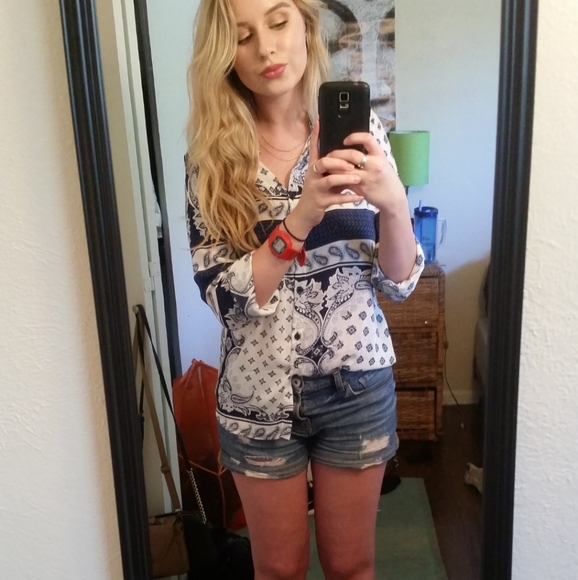 PacSun Distressed Boyfriend Denim Shorts - Picture 5 of 5